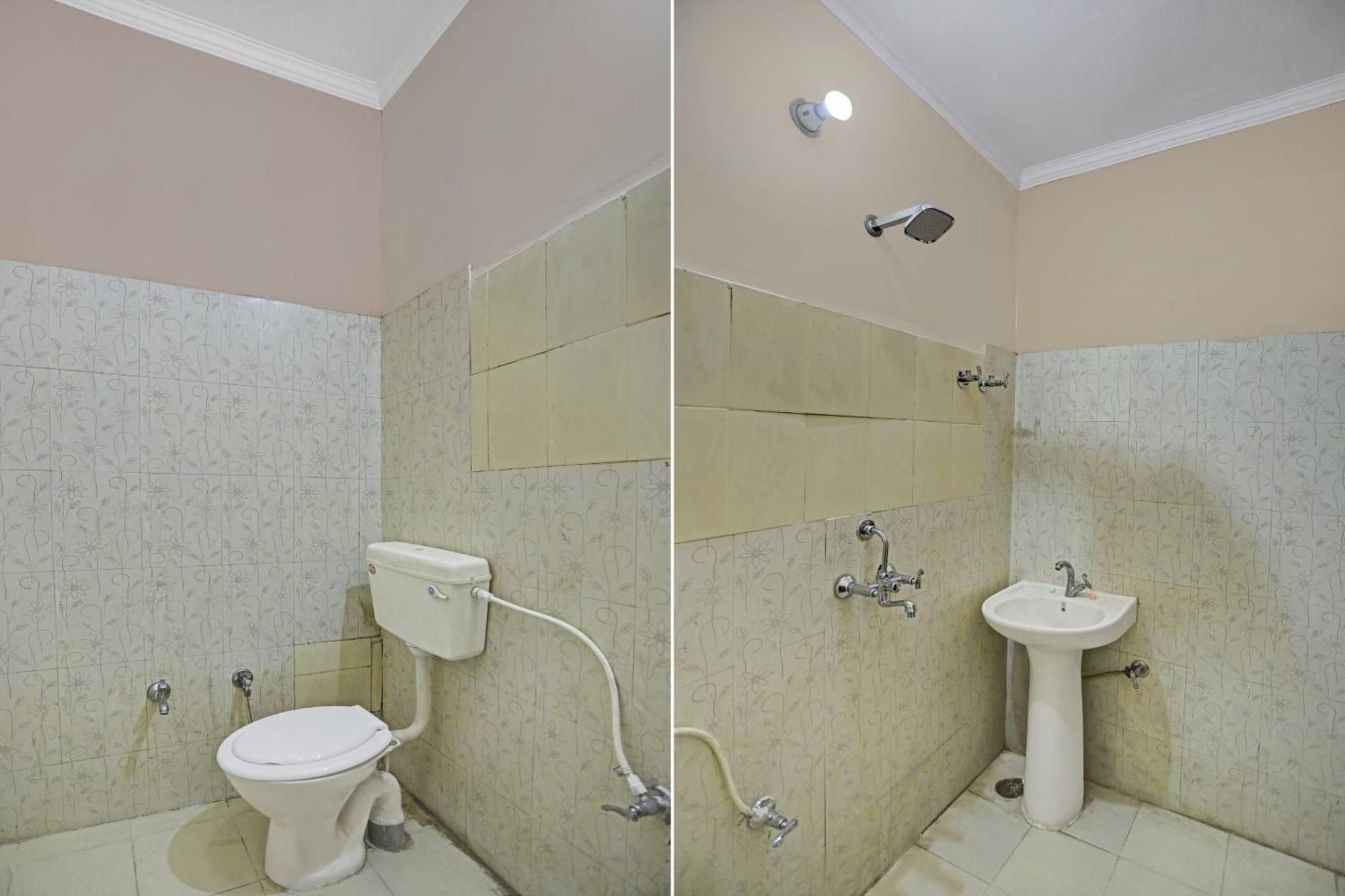 Hotel O Pari Hotel Ghaziabad Esterno foto